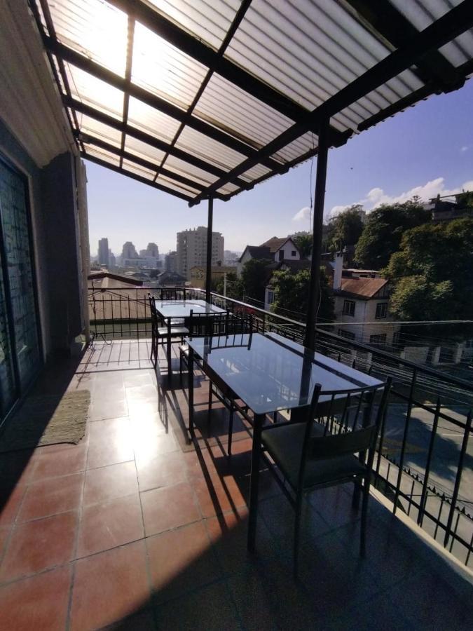 Hostal Casa Lhotse Βίνα Ντελ Μαρ Εξωτερικό φωτογραφία